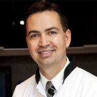 Dr. Alexandre Moro